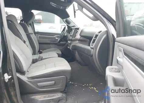 2022 Ram 1500 Big Horn 4X2 6'4 Box from USA, damaged, VIN 1C6RREBG9NN274013